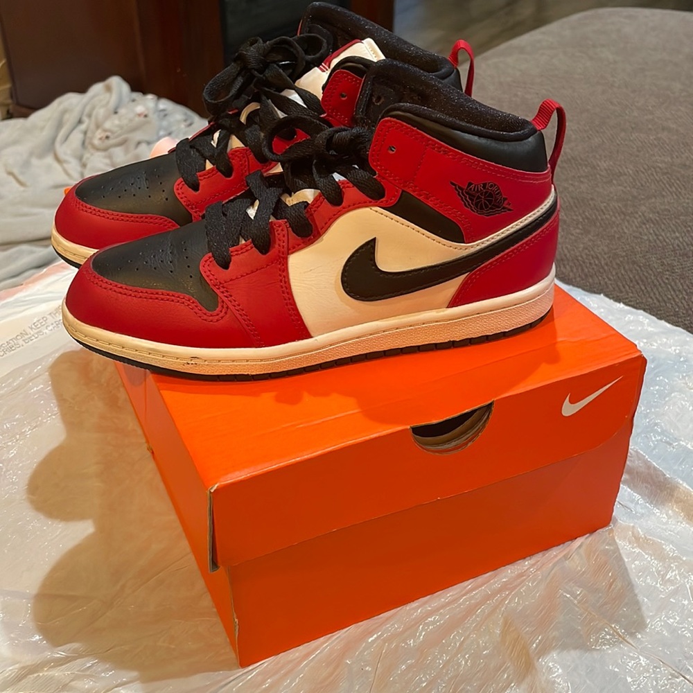 Nike Air Jordan size 3 youth